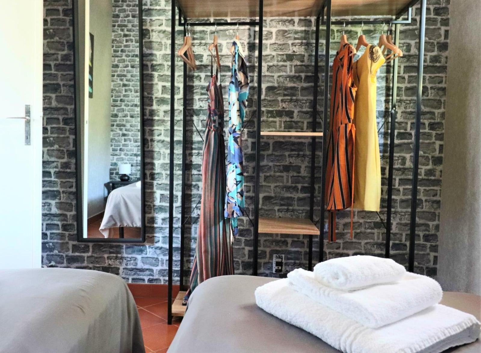 Privata Con Piscina E Biliardo Villa